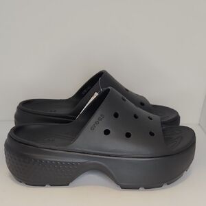 CROCS Women's Black Platform Mules